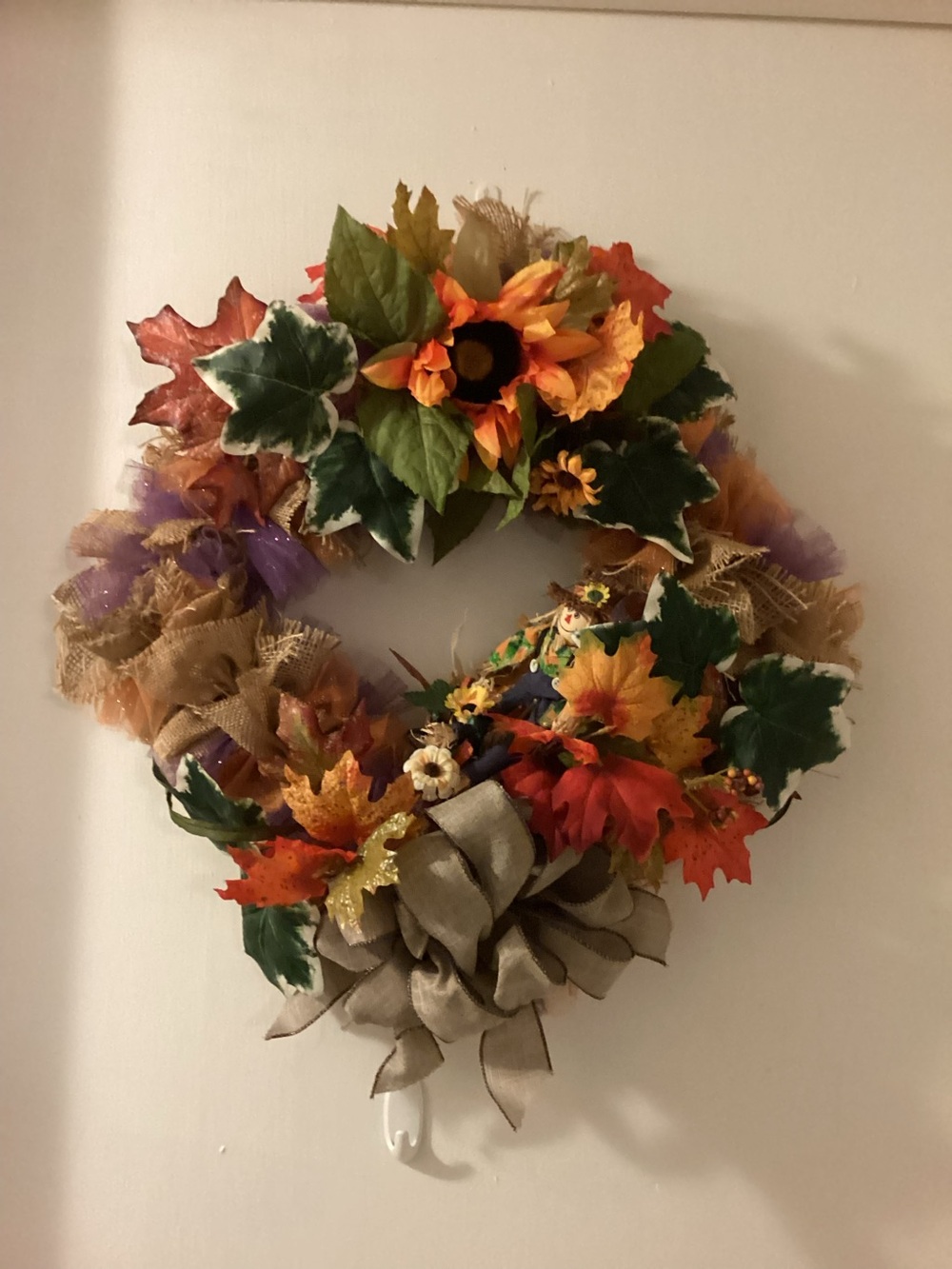 Autumn wreath approximately 17 in.²
